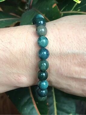 Forest Green Moss Agate Gemstone Bracelet - 10mm Beads